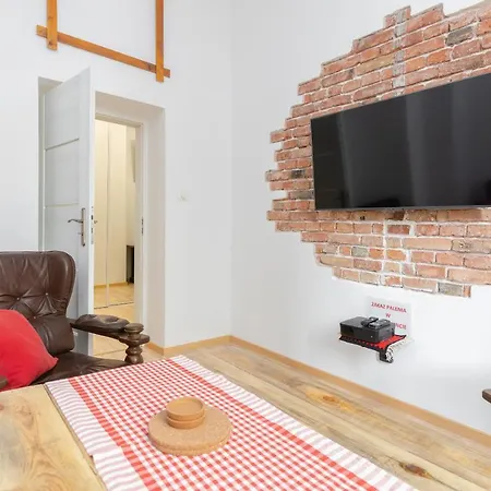 Metro Politechnika Vintage Apartment Warsaw