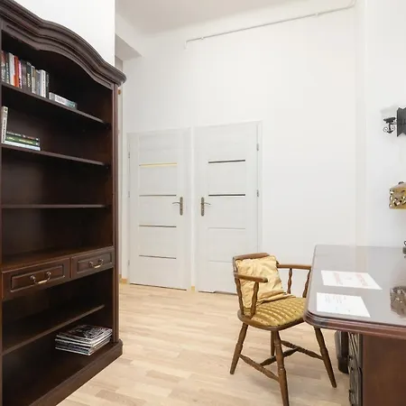 Apartment Metro Politechnika Vintage Warsaw
