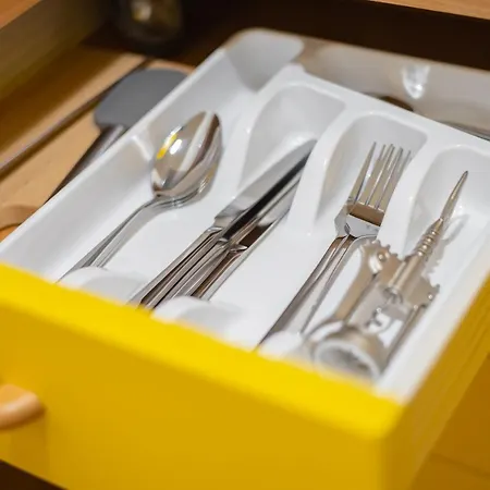 Metro Politechnika Vintage By Bookinghost 아파트