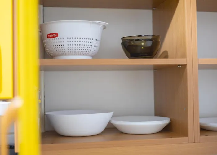 شقة Metro Politechnika Vintage By Bookinghost