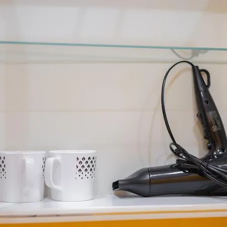 Metro Politechnika Vintage By Bookinghost 华沙